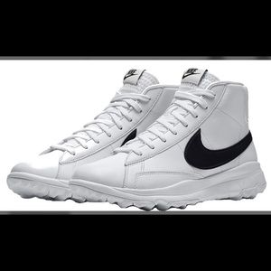 Womens Nike Blazer spike less golf shoes - 9.5 - brand new